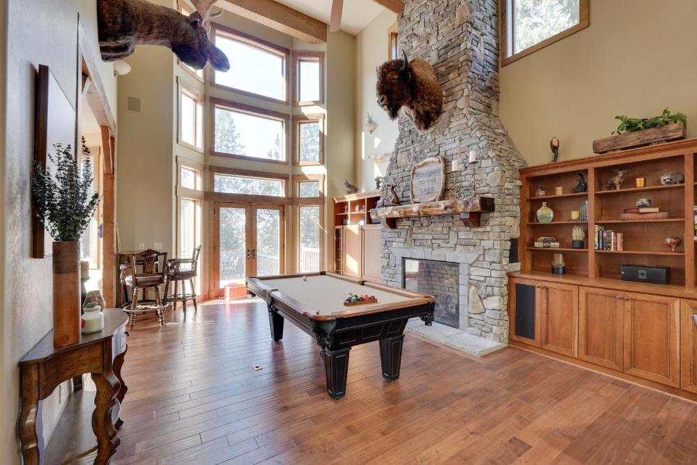 Klamath Falls Vacation Rental with Resort Amenities!